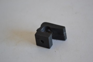 Крючок Polonez, крюк левой полки багажника