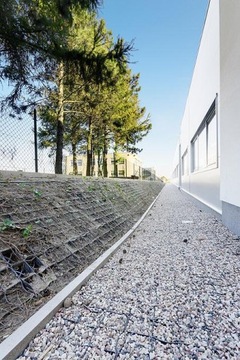 Бордюр газонный бетонный 100х20х6 см.