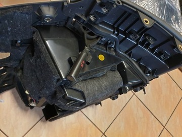 SCHOWEK PASAŻERA LAMPKI WIĄZKA AUDI A8 D4 4H