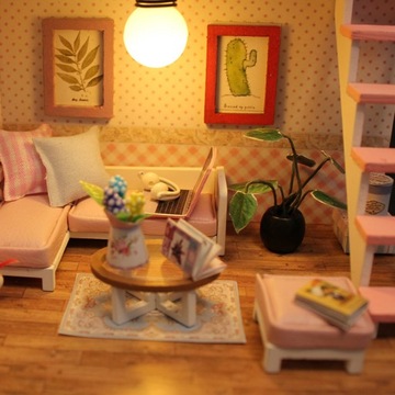 Миниатюрный дом Розовый лофт