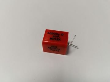 Kondensator 30000 p D MIFLEX 63V