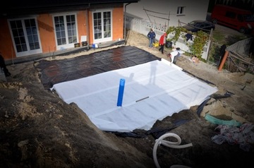 Бездиафрагменный пластинчатый теплообменник с заземлением