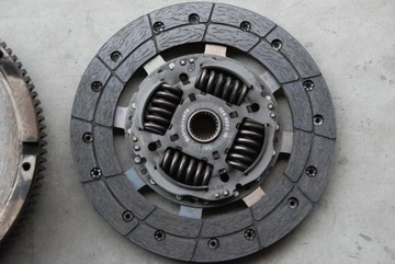 FORD TRANSIT 2.2TDCI КОМПЛЕКТ ЖЕСТКОГО СЦЕПЛЕНИЯ