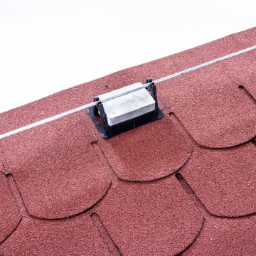 Кровельный держатель громоотвода OG4 для провода 10 мм.