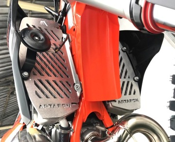 Крышки радиатора KTM HUSQVARNA 2017-2019 2T TPI 4T