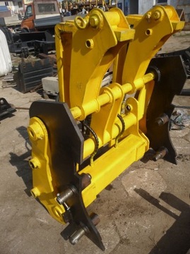 ПЕРЕДНИЕ ВИЛКИ С ГИДРАВЛИЧЕСКИМ БЫСТРОСОЕДИНИТЕЛЬНЫМ СОЕДИНЕНИЕМ JCB 3-4CX