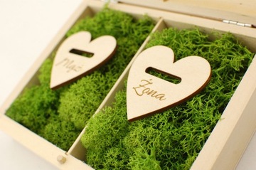 Шкатулка для обручальных колец с индивидуальной гравировкой из мха