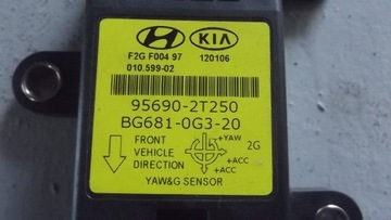 HYUNDAI I40 1.7 SENZOR ODCHYLKA 95690-2T250