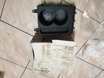 UCHWYT NA KUBEK VW PASSAT B6 3C 3C0862534B NOWY