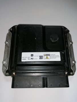 KOMPUTER OPEL 1.7 55572800 MB275800-9920