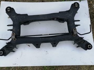 BMW F30 F31 320d sanki wózek zawieszenia tył belka