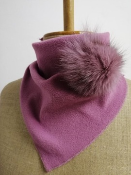 ПОЛЯРНЫЙ ШАРФ С ПОМПОНОМ ЛИСА