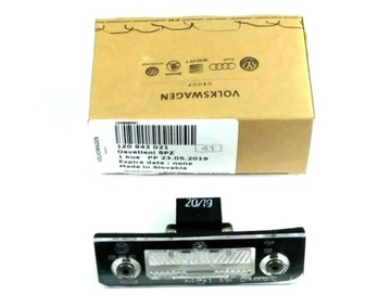 LAMPKA TABLICY REJESTRACYJNEJ SKODA OCTAVIA II ORG