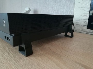 Ножки Xbox One X, охлаждение Microsoft Xbox One X