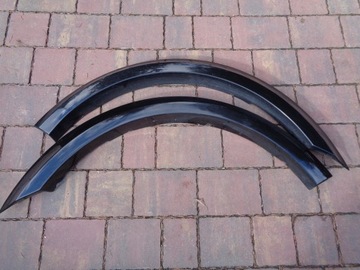 LIŠTA BLATNÍKU LEVÝ ZADNÍ MERCEDES ML W164 AMG