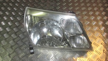 LAMPA REFLEKTOR PRAWY EUROPA TOYOTA HIACE ORYGINAŁ