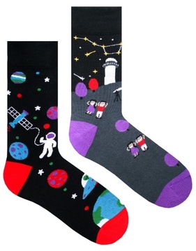 KOLOROWE WZORZYSTE SKARPETY W KOSMOS GALAXY 43/46