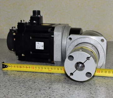 HG-SR152B Серводвигатель MITSUBISHI 1,5 кВт R115-S2 APEX