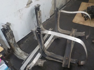 КРЕПЛЕНИЕ ЛАПКИ ТОПЛИВНОГО БАКА MAN TGA