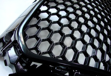 Решетка Audi A3 8V 12-16 RS3 Look BlackPiano черный глянцевый сот PDC