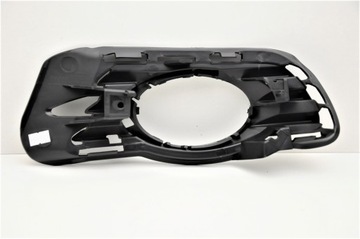 MERCEDES C CLASS W204 06-13 ГАЛОГЕННАЯ РАМКА ПРАВАЯ ^