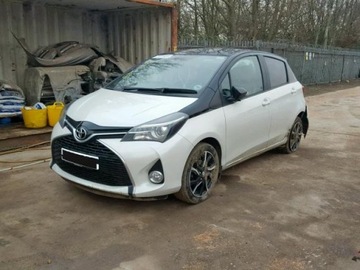 TOYOTA YARIS III TŘMEN PŘEDNÍ 1,33 1,5 LEVÝ