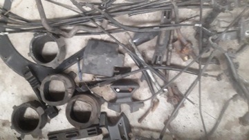 YAMAHA XJ 900 750 ВИНТЫ ДЛЯ КРЕПЛЕНИЯ РУЧКИ ГАЗОВОГО ТРОСА