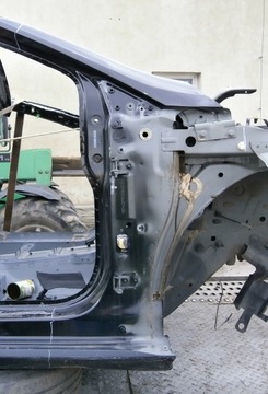 Ćwiartka przód prawa Renault Megane IV HB - TEGNE