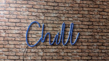 Неоновая светодиодная надпись Chill - ПРОИЗВОДИТЕЛЬ украшений
