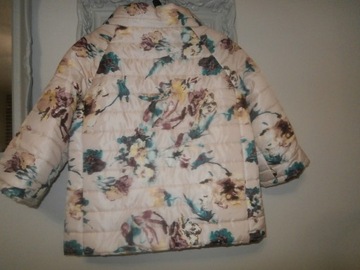 Rinascimento leciutka pikowana kurtka w kwiaty M-L