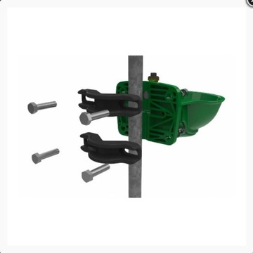 Поилка с трубным клапаном HP20 с трубным подогревом