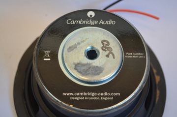 Сабвуфер Cambridge Audio S80 с фазоинвертором