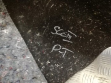 RENAULT SCENIC III BOCZEK PRAWY BAGAZNIKA