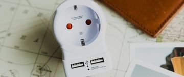 Адаптер SKROSS из Польши в Англию из Великобритании в Дубай на Мальту, Кипр и другие + 2x USB