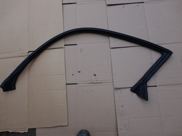 USZCZELKA DRZWI LEWA FORD MUSTANG 2015