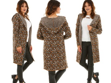 F309 KLASYCZNY fason SWETER z WZOREM panterki