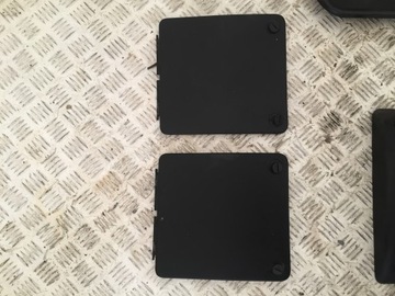 LAND ROVER DEFENDER 2.4D КРЫШКА ПЛАСТИКОВЫЙ КОРПУС