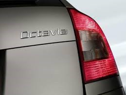 NÁPIS ZADNÍ OCTAVIA SKODA II PO 2009R