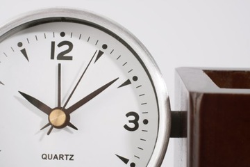 Элегантная настольная шкатулка с часами + ГРАВИРОВКА