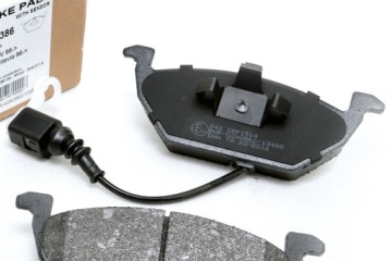 Тормозные колодки ПЕРЕДНИЕ VW GOLF 5V 2003-2009