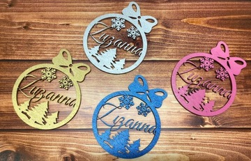 БОЛЬШАЯ деревянная безделушка с именем для ёлки.