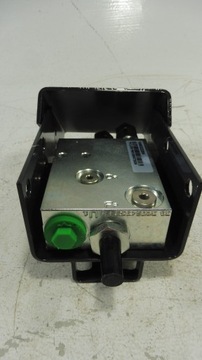 БЛОК КЛАПАНОВ РАСПРЕДЕЛИТЕЛЬ WALVOIL BOBCAT 7189078