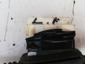 SVAZEK DVEŘE LEVÝ PŘEDNÍ HONDA FR-V 04-09 EVROPA