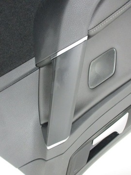 BOCZEK DRZWI LEWY TYŁ VW GOLF VII 7 5GM867211CA