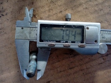 БОЛТ ТОРМОЗНОГО ДИСКА YAMAHA FJ FZS TDM XTZ XJ 600 FZR XV XVS XJR FZ YP
