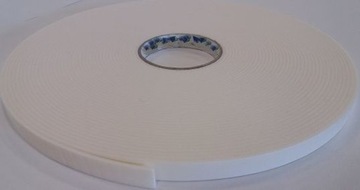 TAŚMA DWUSTRONNA PIANKOWA MOCNA 9MM X 25MB gr.3MM