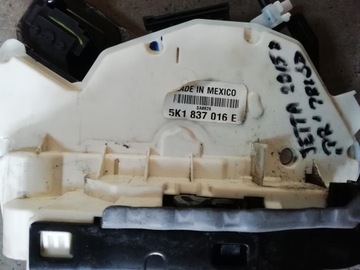 VW JETTA ZAMEK DRZWI PRAWY PRZÓD 5K1837016E