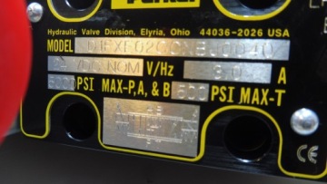 СОЛЕНОИДНЫЙ КЛАПАН PARKER D1FXE022CCNBJ00 D1FX НОВЫЙ США