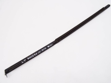 MITSUBISHI PAJERO III 99-06 LIŠTA ZHRNUJÍCÍ SKLO LEVÝ ZADNÍ VNĚJŠÍ 5D