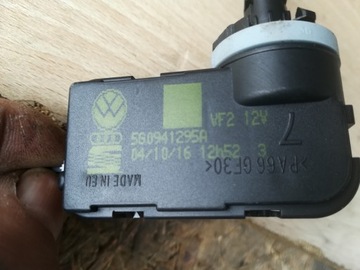 MOTOREK REGULACE SVĚTLA PŘEDNÍ VW GOLF VI 07-